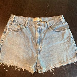 Worn Levi Light Wash Denim Shorts
